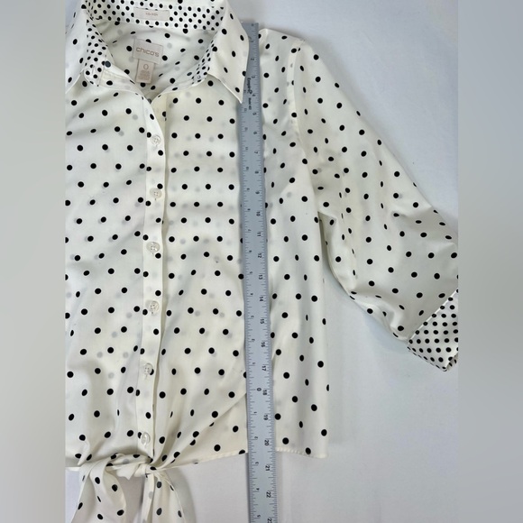 Chicos White Black Polka-dot Buttonup Shirt‎ No Iron Size 0 Women’s - Picture 6 of 10
